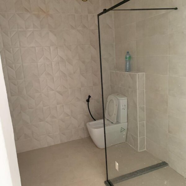 Rue Vincent 8 600x600