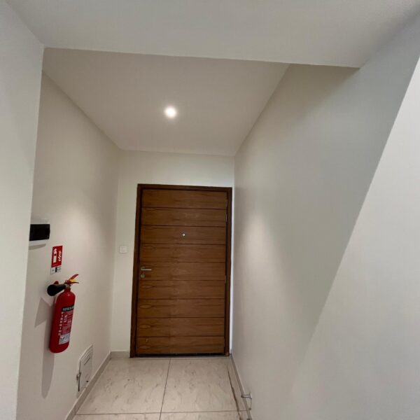 WhatsApp Image 2025 03 22 a 21 56 00 57c071a6 600x600